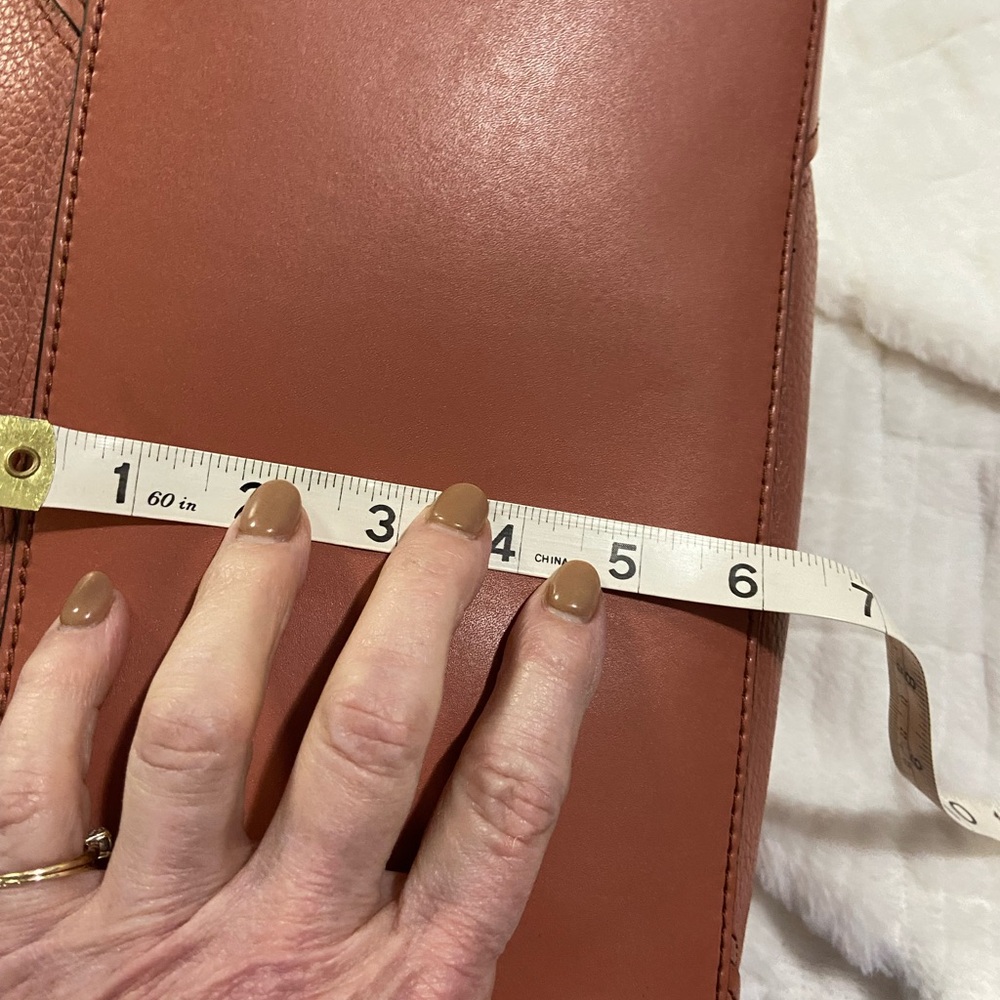 Michael Kors purse - Picture 9 of 13